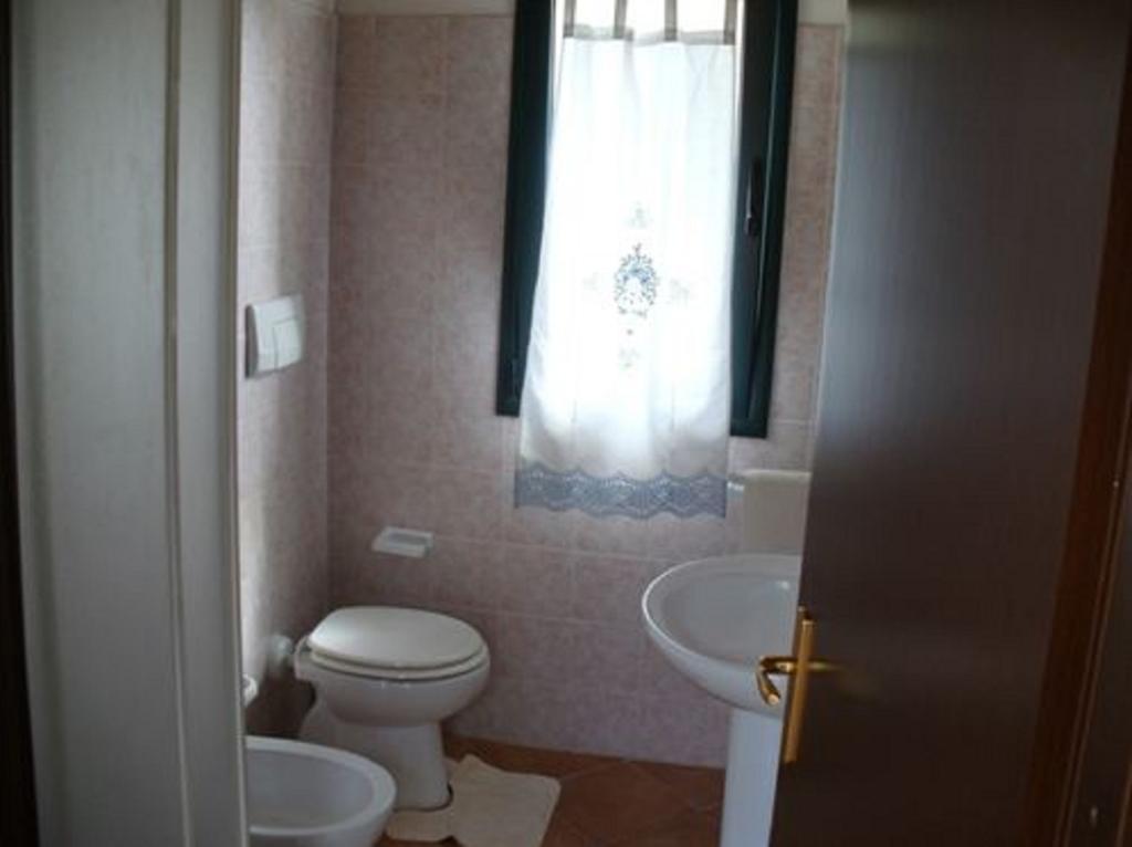 Farm Stay Gli Oleandri Loiri Porto San Paolo Chambre photo